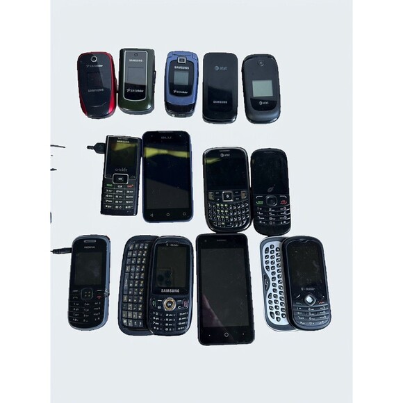 Lot of 13 Vintage Cell Phones Mixed Lot Samsung Nokia, Alcatel ZTE BLU, Sidekick - Picture 3 of 16